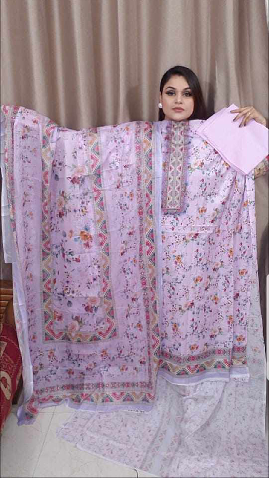 Gonga Three Piece